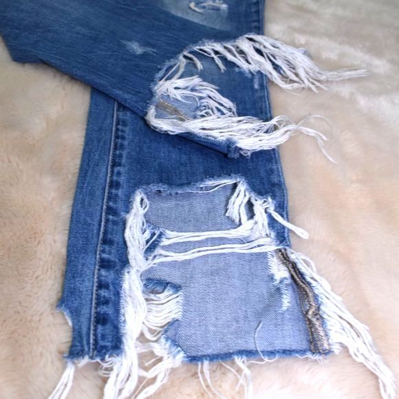 Blank NYC Madison Crop Destroyed Jeans Size 24 High Rise Frayed Hem Denim - Picture 8 of 15